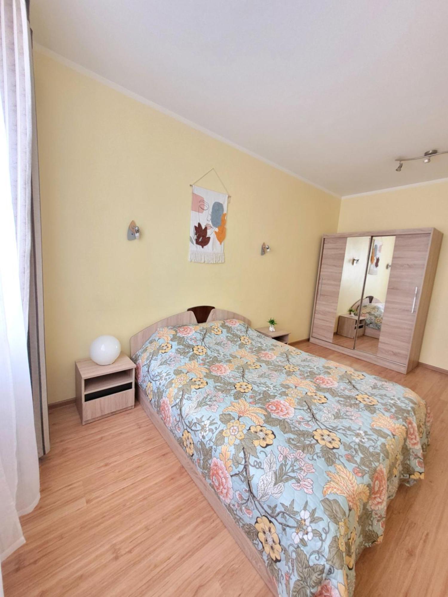 Giedres Apartaments-Alkava Каунас Екстериор снимка